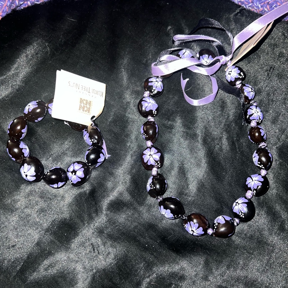 Purple Floral Beaded Necklace and Bracelet Set